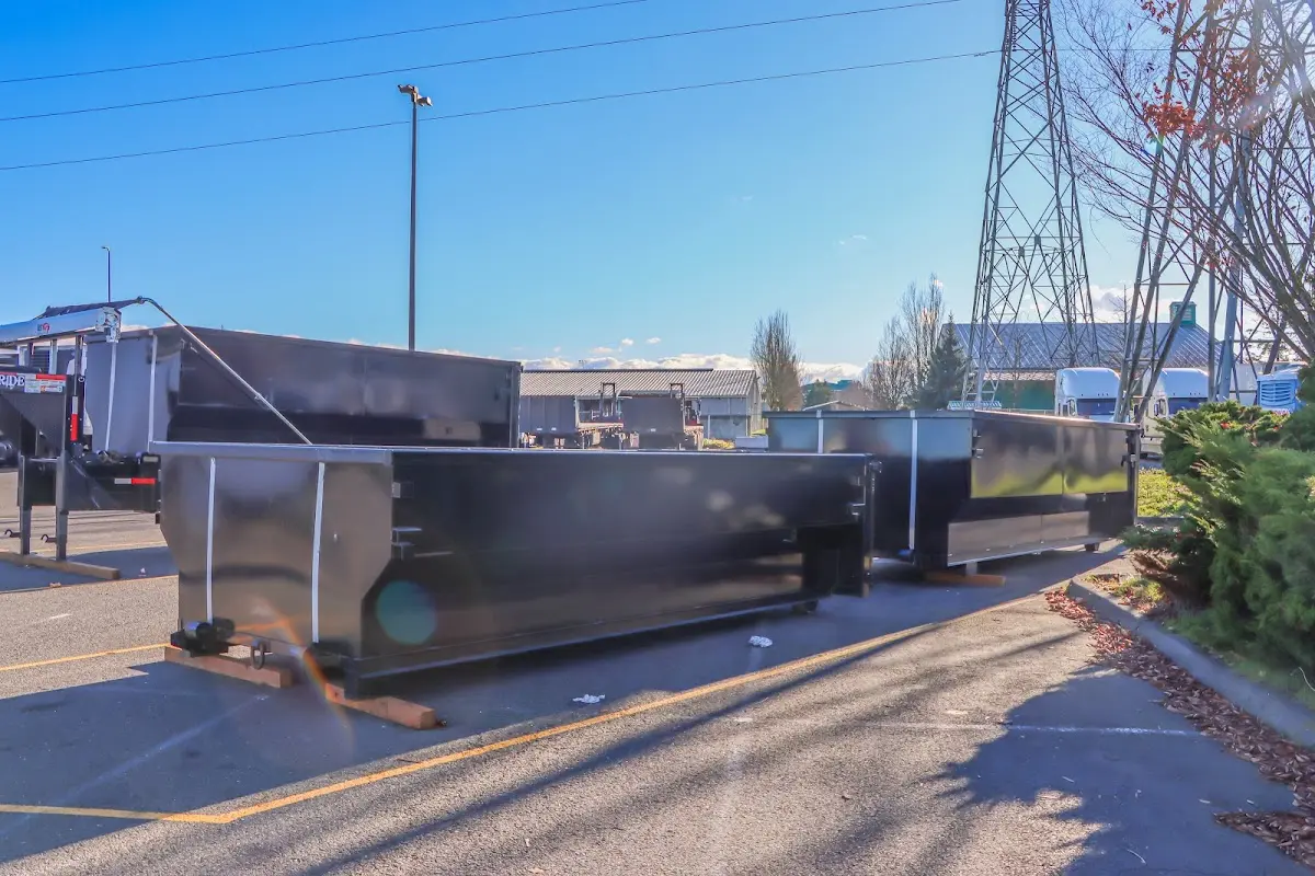 Professional dumpster rental and junk removal service in East Franklin